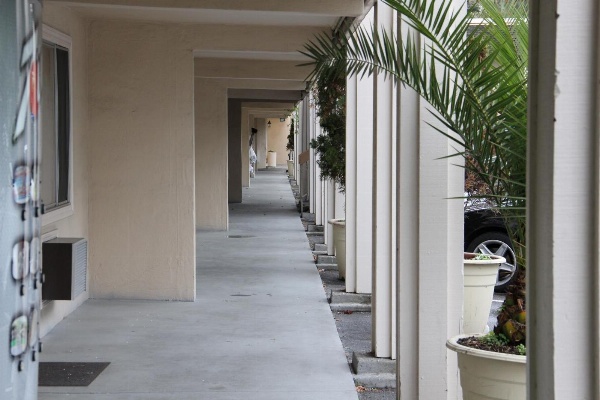Caravelle Inn & Suites Main image